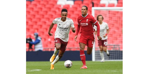 Die beliebtesten Trikotstile für Fans in der neuen Saison sind Manchester City und Arsenal FC.